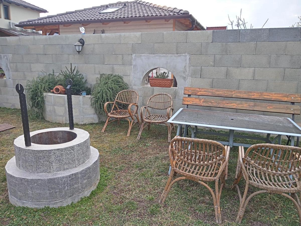 Borostyan Vendeghaz Appartement Balatonkeresztúr Buitenkant foto