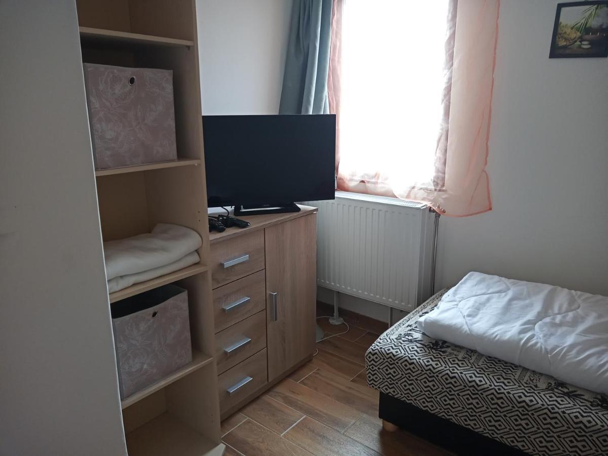 Borostyan Vendeghaz Appartement Balatonkeresztúr Buitenkant foto
